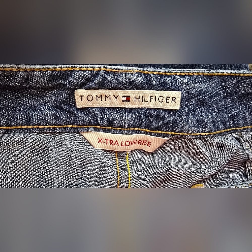 Tommy Hilfiger Blue Denim Capri Embroidered Jeans - Picture 8 of 11